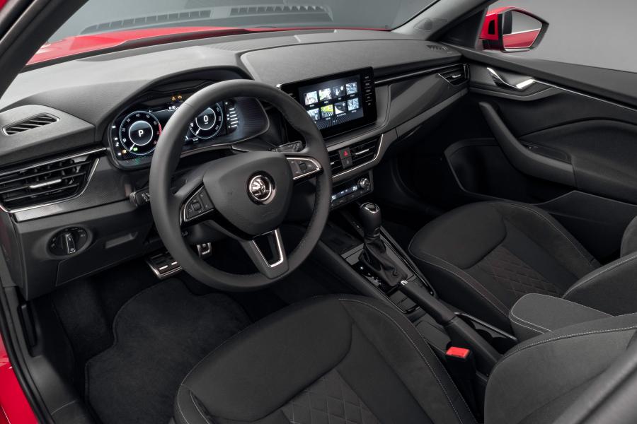 Торпедо Skoda Kamiq 2019 года  (WW) (фото 2 из 217)
